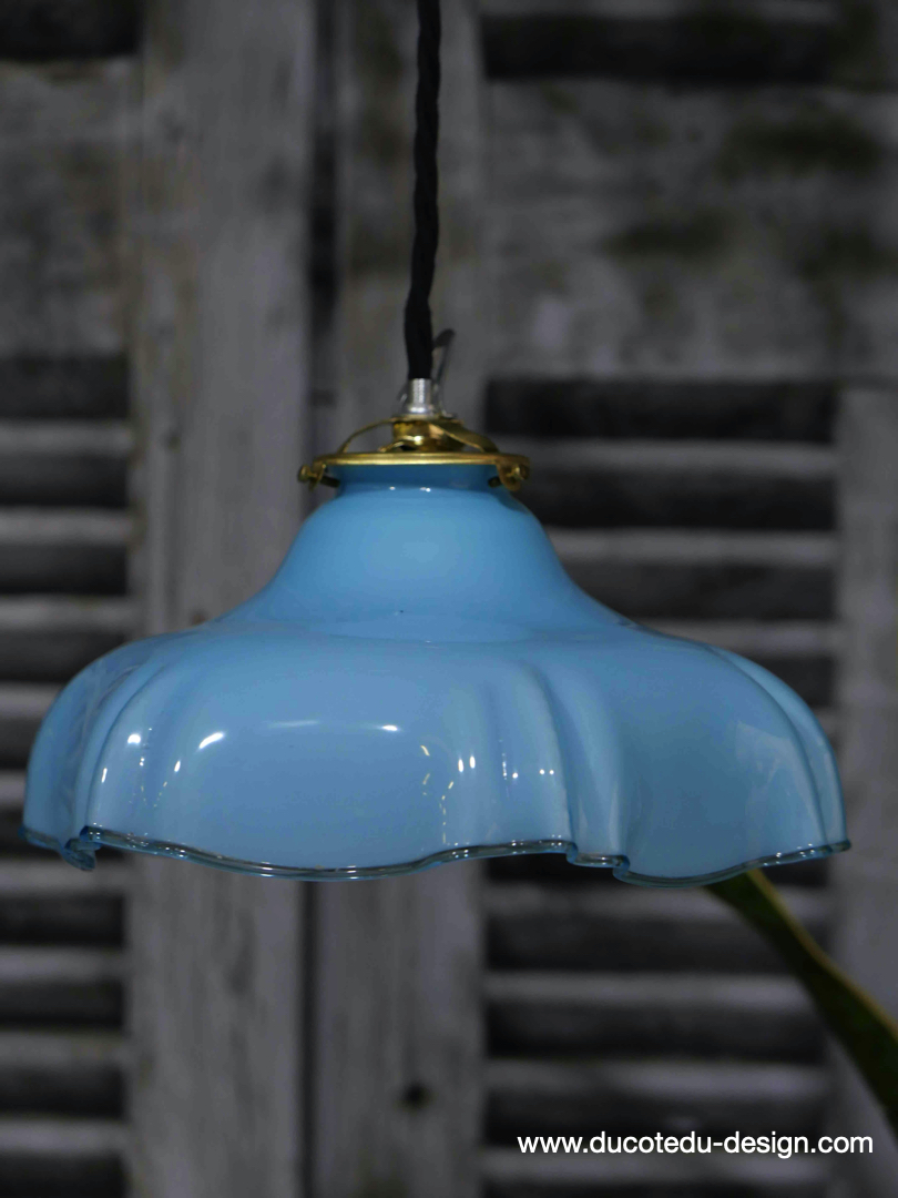 Suspension abat-jour vintage en opaline verte et blanche